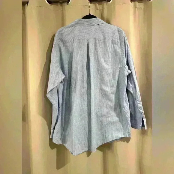 Men’s Croft & Barrow Button Down - Picture 2 of 5